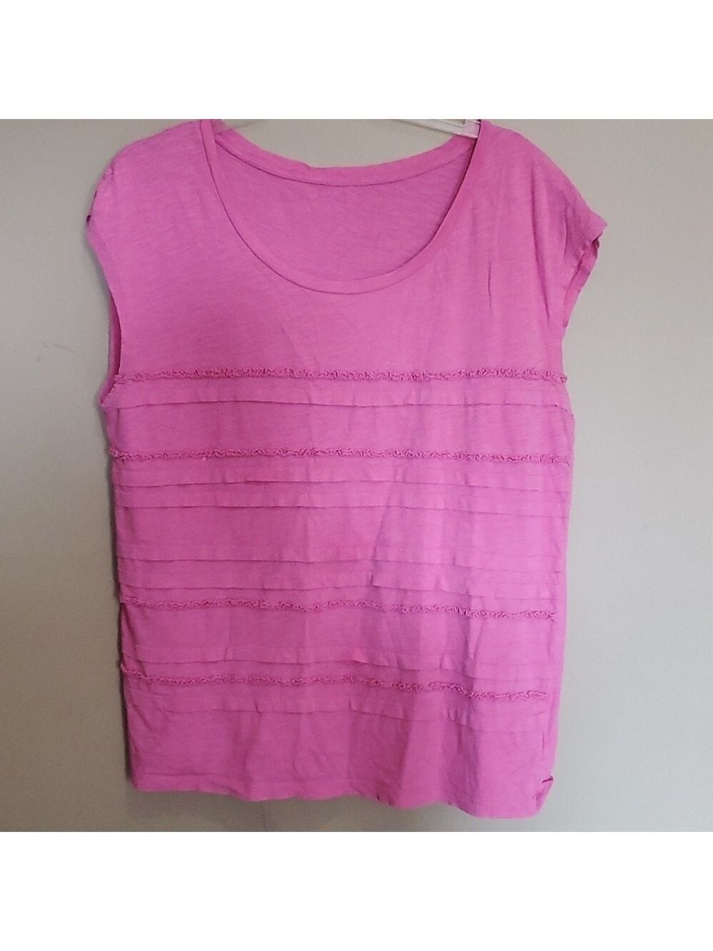 Ladies sleeveless top size xl